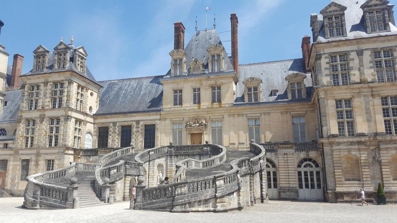 Chambres d'hôtes Apakabar Homestay - parking privé, Netflix, ambiance balinaise, borne de recharge La Rochette  Esterno foto