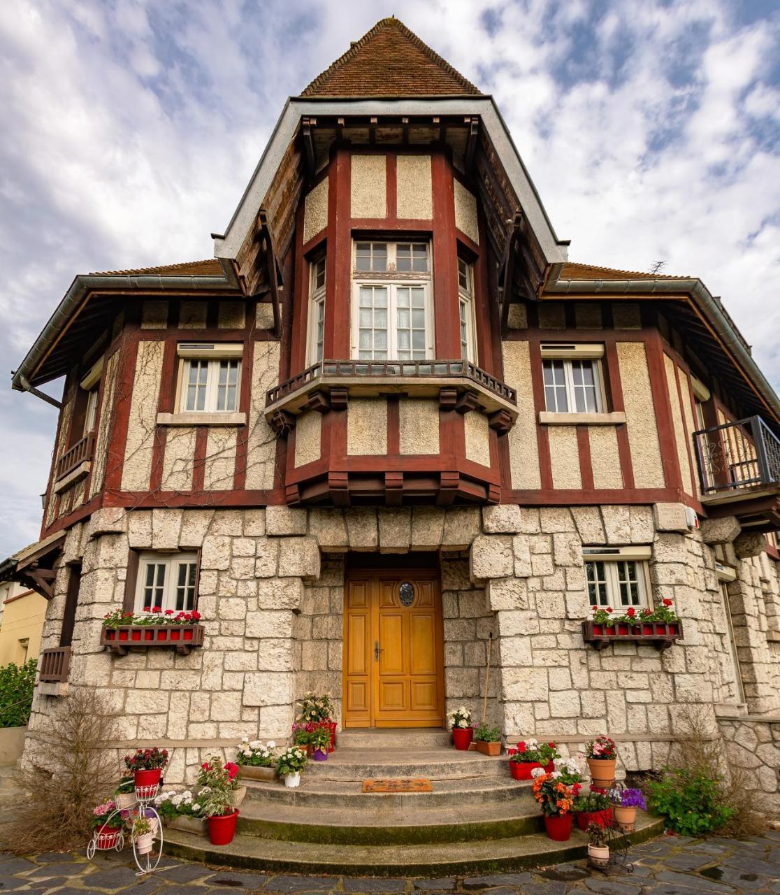 Chambres d'hôtes Apakabar Homestay - parking privé, Netflix, ambiance balinaise, borne de recharge La Rochette  Esterno foto